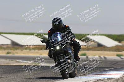 media/Aug-03-2025-TrackDaz (Sun) [[bf4a71acf9]]/B Group/1220pm (Wheelie Bump)/